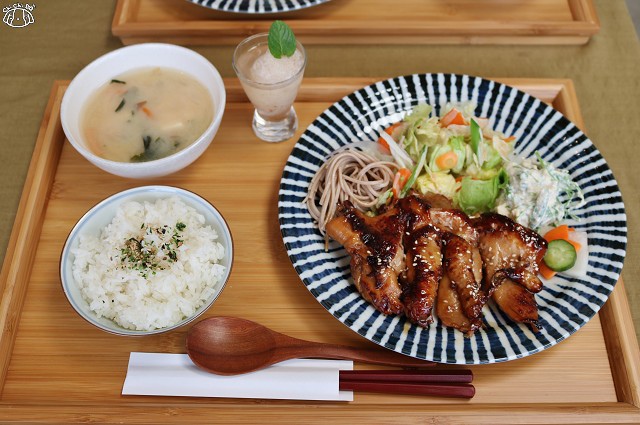 【台南東區】小碗和食-日式飯菜 小碗慢慢食，味自慢 - 奇奇一起玩樂趣