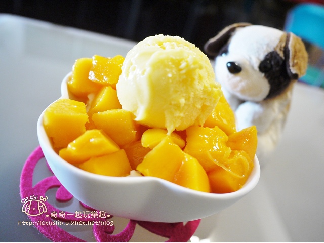 台南 喜樂多水果優格冰淇淋 季節限定 盛夏芒果冰 - 奇奇一起玩樂趣