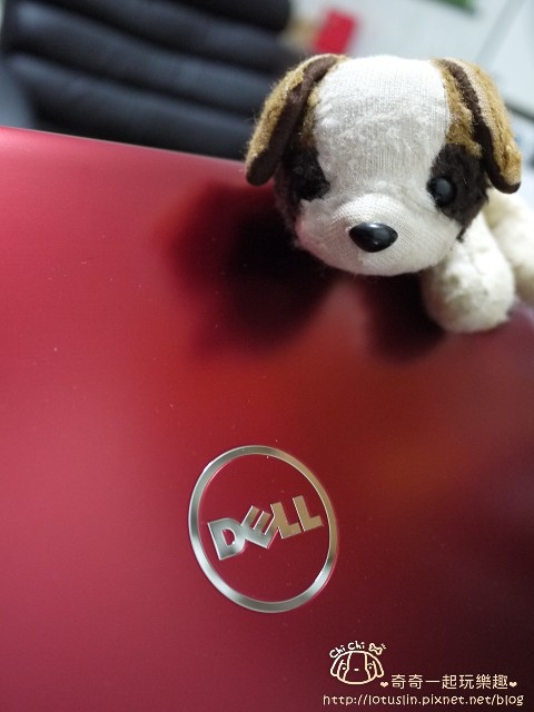 【筆電開箱】Dell筆電 V5460r(火焰紅) 女孩購買輕薄筆電要先搞懂的事 - 奇奇一起玩樂趣