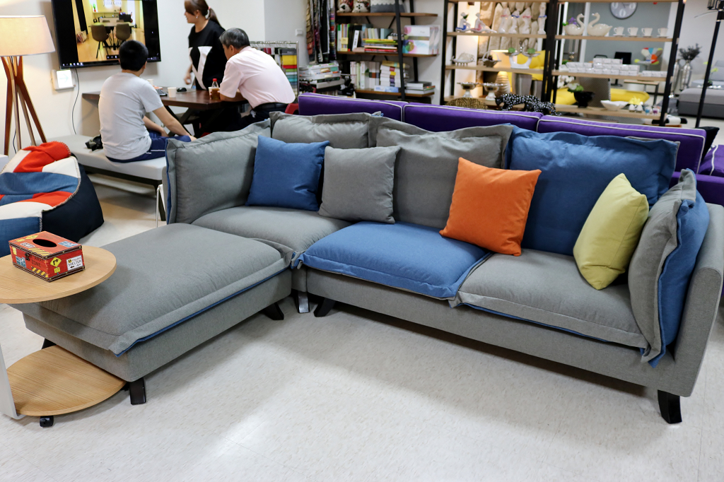 台北｜佶家傢具廠銷中心 客製化沙發．訂製床架．傢具推薦 - 奇奇一起玩樂趣