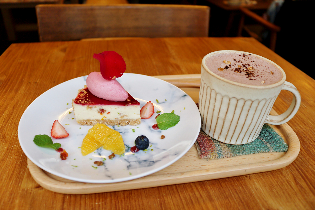 台北｜Arukinomoli 有木之森Cafe 迪化街日系風格午茶．手沖咖啡．甜點推薦 - 奇奇一起玩樂趣