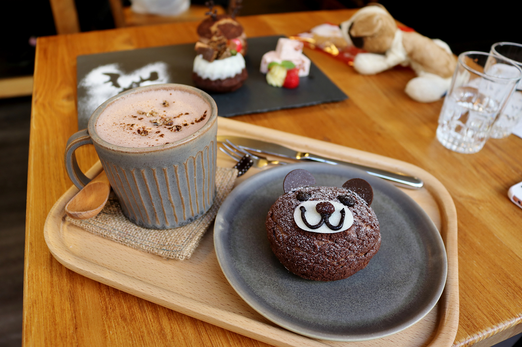 台北｜Arukinomoli 有木之森Cafe 二訪 聖誕節限定甜點 迪化街咖啡廳推薦 - 奇奇一起玩樂趣