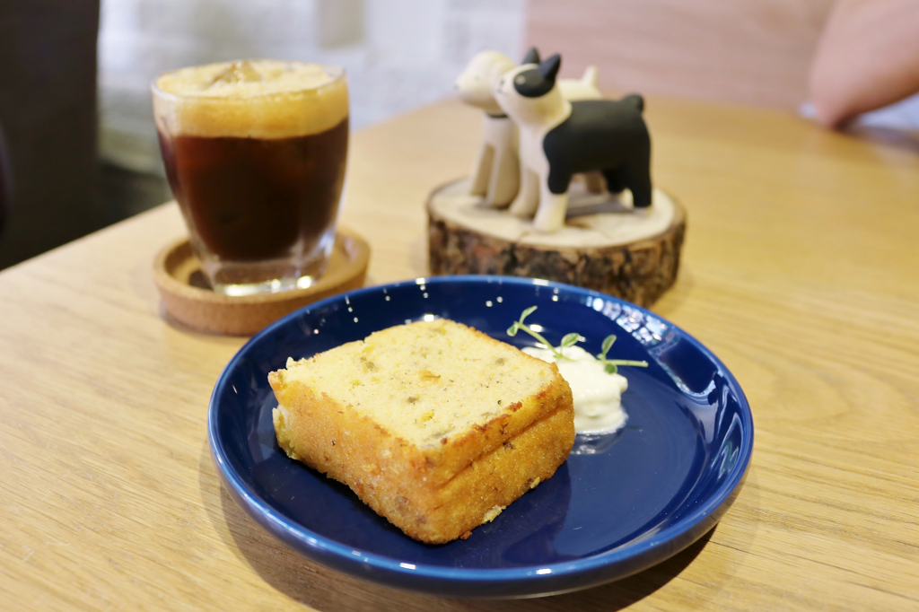 台北｜小溫暖咖啡館 師大不限時咖啡廳 寵物友善．親子空間 - 奇奇一起玩樂趣