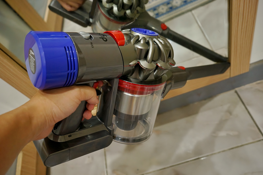 家電｜Dyson 手持無線吸塵器．除塵蹣吸塵器推薦！ - 奇奇一起玩樂趣