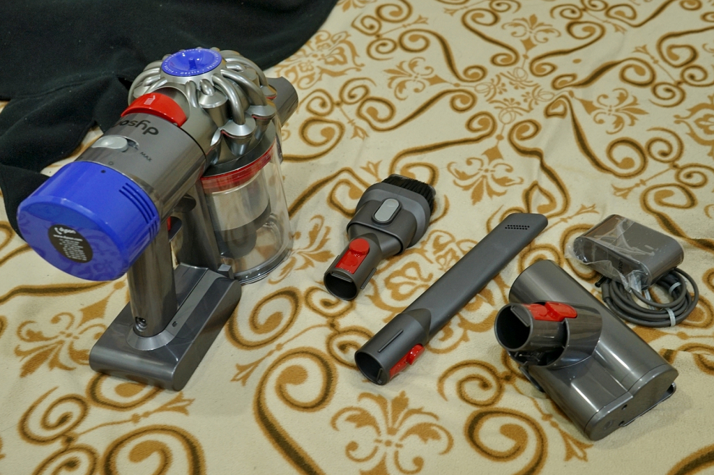 家電｜Dyson 手持無線吸塵器．除塵蹣吸塵器推薦！ - 奇奇一起玩樂趣