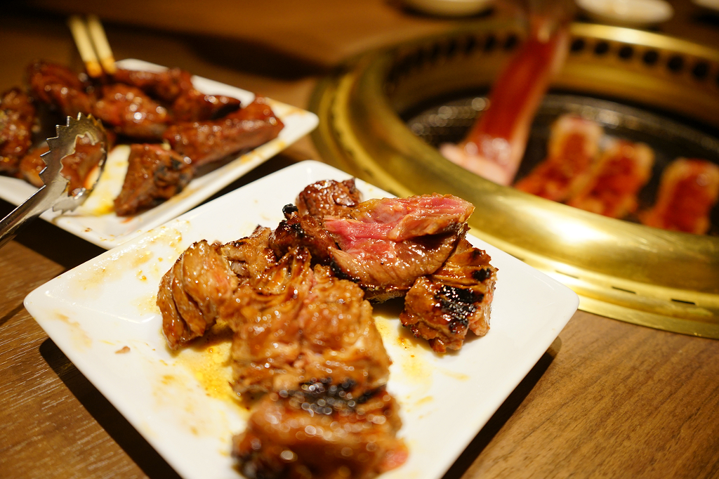 日本｜福岡 燒肉吃到飽推薦 ワンカルビpremium中洲 國產牛放題 不輸和牛的美味 - 奇奇一起玩樂趣
