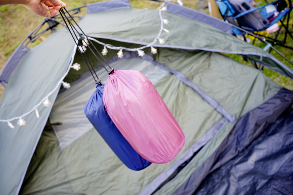 露營｜EzGoing 行家之旅 英國戶外品牌Eikowada羽絨外套 WINDSTOPPER防風防潑水鵝絨外套 - 奇奇一起玩樂趣