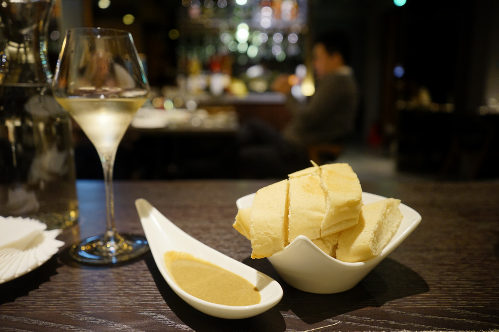 台北｜閑閑餐酒館 中西式合併創意料理．節日慶生餐廳推薦！ - 奇奇一起玩樂趣