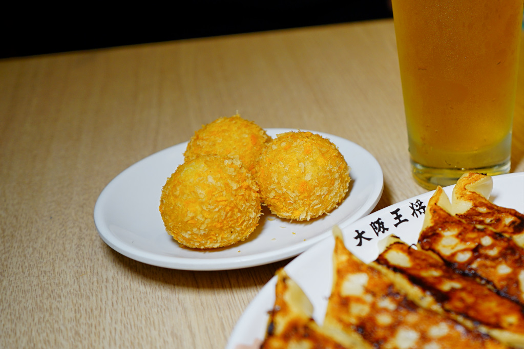 美食｜新北日式美食 大阪王將 日式燒餃子、道頓崛燒炒麵、咖哩天津飯 樹林秀泰美食推薦！ - 奇奇一起玩樂趣