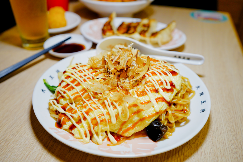 美食｜新北日式美食 大阪王將 日式燒餃子、道頓崛燒炒麵、咖哩天津飯 樹林秀泰美食推薦！ - 奇奇一起玩樂趣