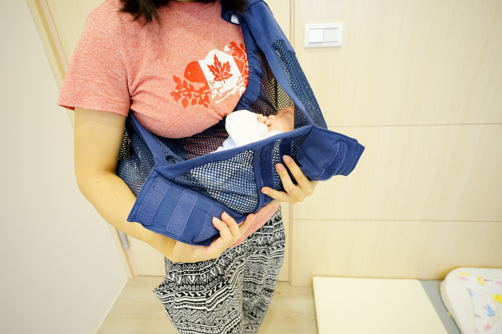育兒好物｜荷蘭Wallaboo袋鼠背巾-AIR空氣版 新生兒也可以使用的背巾（哺乳用背巾） - 奇奇一起玩樂趣