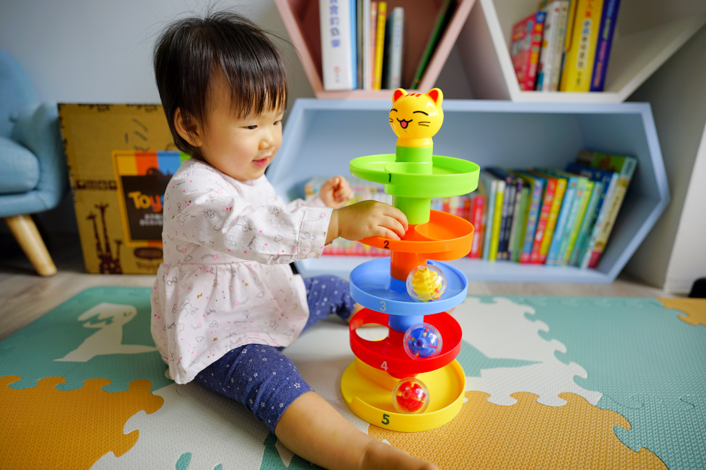 育兒分享｜幼兒玩具推薦！TOYSUB童益趣玩具出租(學齡前玩具、益智玩具推薦) 給寶寶更多元的玩具選擇，用租的比買的更划算～ - 奇奇一起玩樂趣