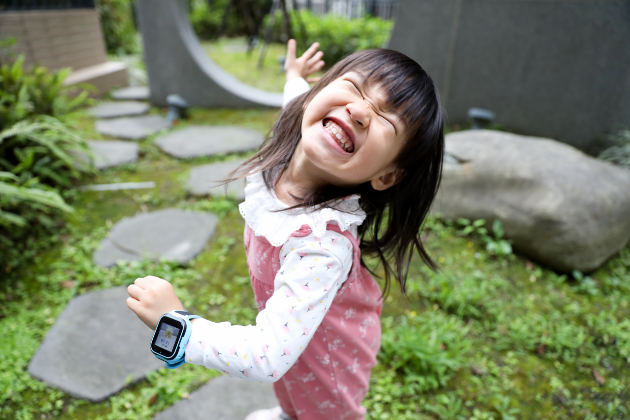 親子育兒｜NovaPlus 防水IP67 多功能養成遊戲兒童手錶 練習看時間、培養自主自律的好習慣！生日禮物、聖誕禮物推薦！ - 奇奇一起玩樂趣