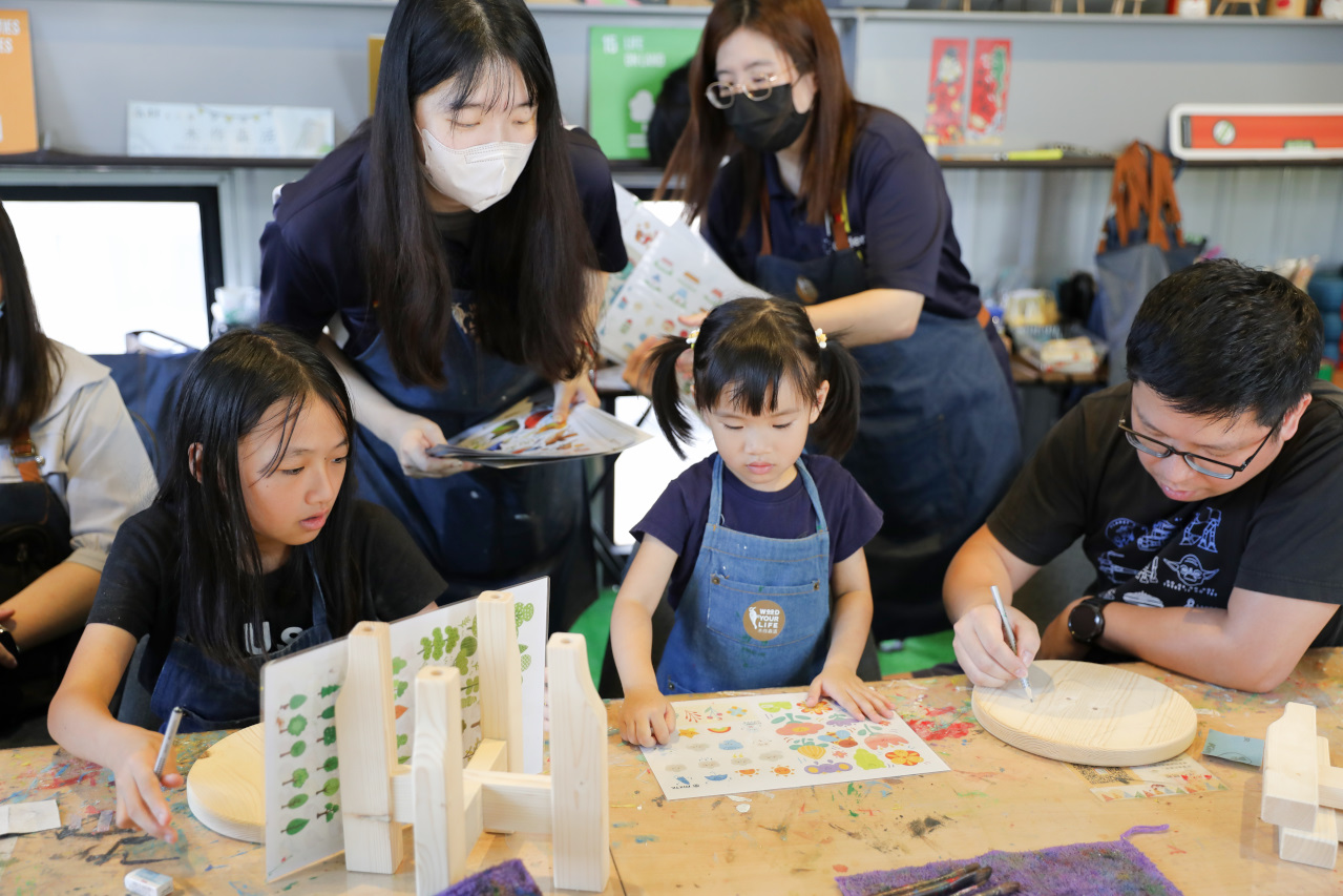 歐德集團-木作森活 林口親子DIY體驗課程推薦! 大人小孩都能來體驗的木作DIY,還有超大的遊戲室唷~ - 奇奇一起玩樂趣