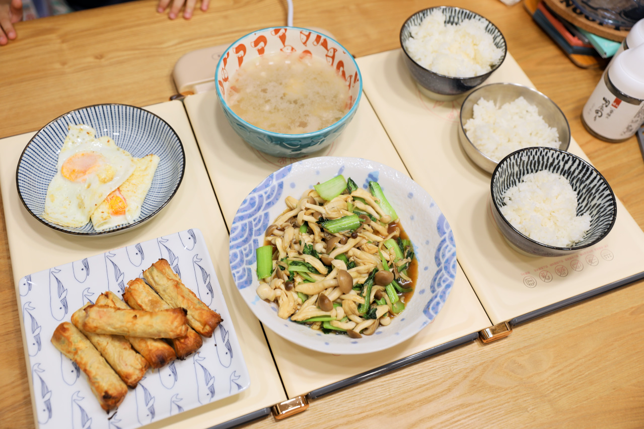 暖食好幫手推薦! Imami暖食樂 智能折疊飯菜保溫板.折疊加厚飯菜保溫罩 解凍.發酵.暖菜.溫奶.溫茶.溫咖啡.烘衣一機多功能 - 奇奇一起玩樂趣