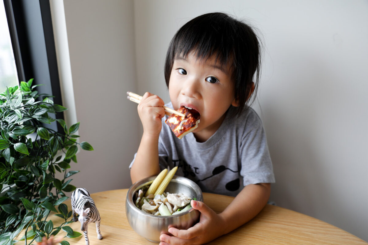 牧日日農研所 極品乳鮮湯底+牧日日乳餅 低脂低鈉健康餐.親子補鈣營養食譜 - 奇奇一起玩樂趣