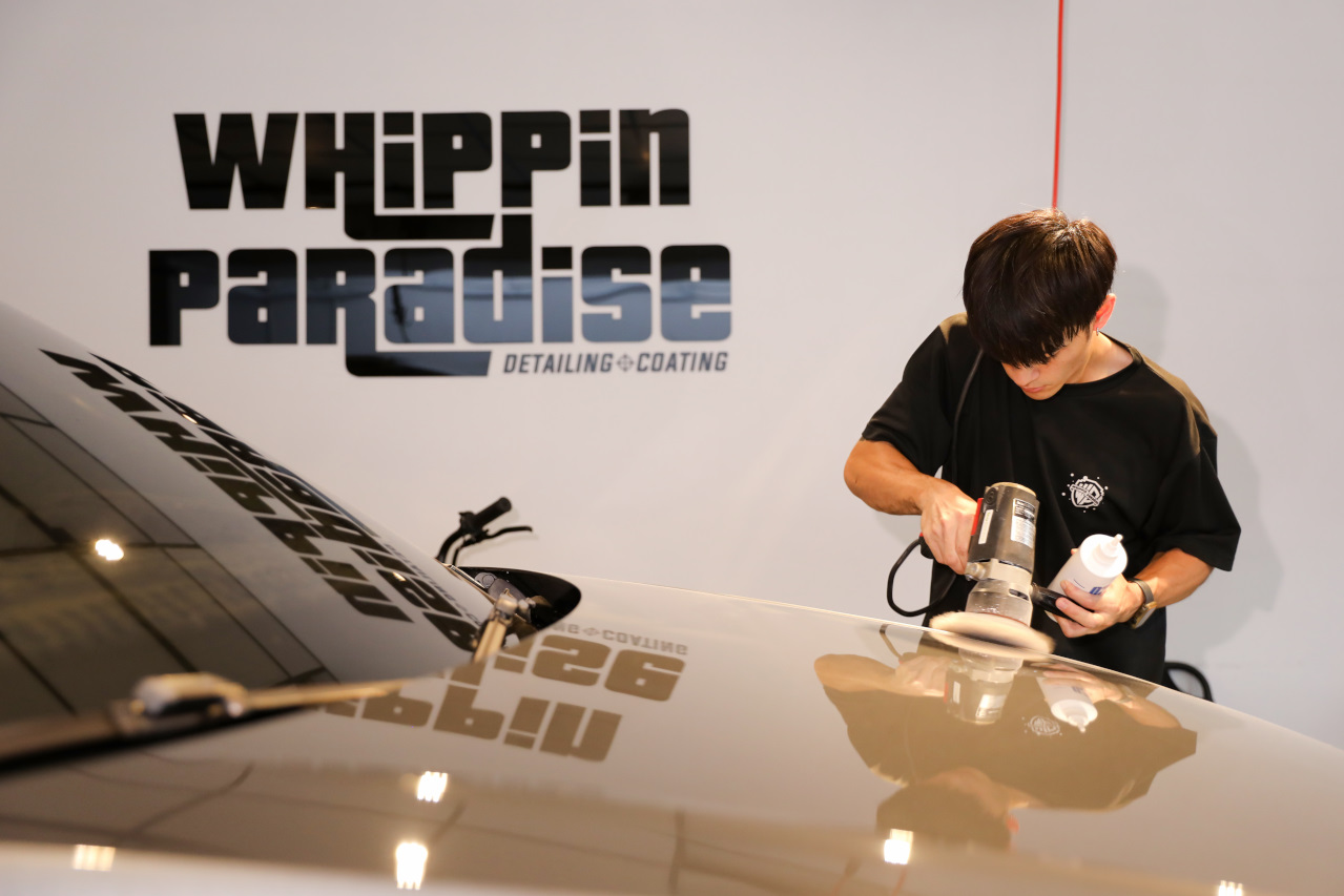 林口汽車美容店家推薦! Whippin Paradise 威品天堂車體防護 銀石鍍膜體驗組+玻璃鍍膜 輕鬆保養車漆.雨天視線清晰行車更安全~ - 奇奇一起玩樂趣