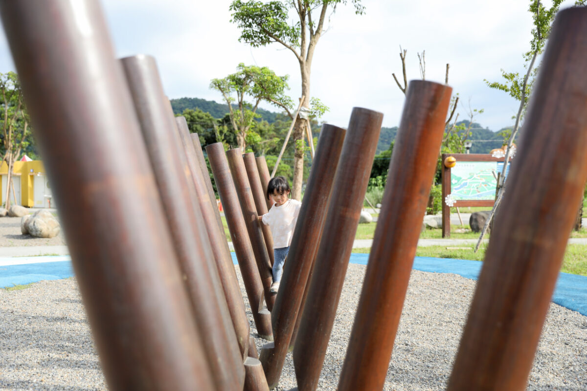 桃園大溪親子一日遊 大漢溪自行車道騎腳踏車遊山豬湖生態親水園區,大溪老街吃美食 中庄吊橋.月眉人工溼地.中庄調整池.中庄景觀土丘(共融遊具).瑞興濕地 - 奇奇一起玩樂趣