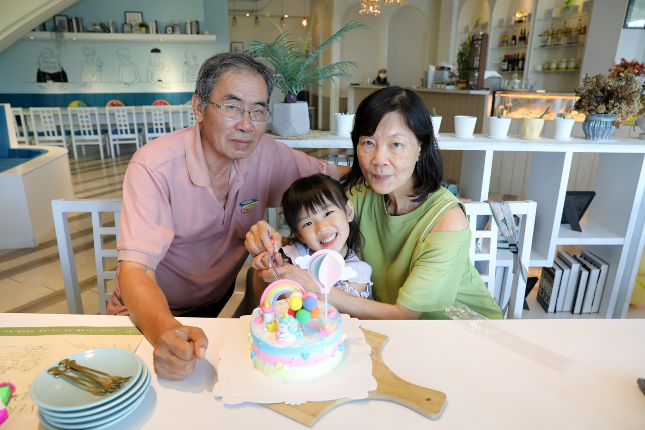 台南壽星生日優惠餐廳推薦! 東東集團-寓永恆 義式料理餐廳 免費生日蛋糕,網美打卡餐廳 - 奇奇一起玩樂趣