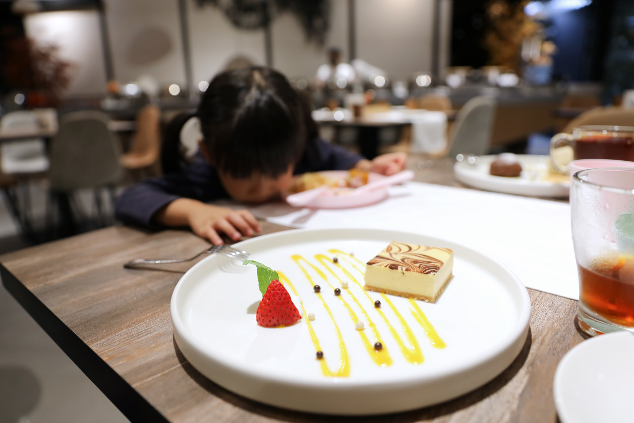 桃園高鐵飯店住宿推薦! 青埔商旅 CP-HOTEL 一泊二食超優秀! 近華泰名品城Outlet.Xpark水族館 - 奇奇一起玩樂趣