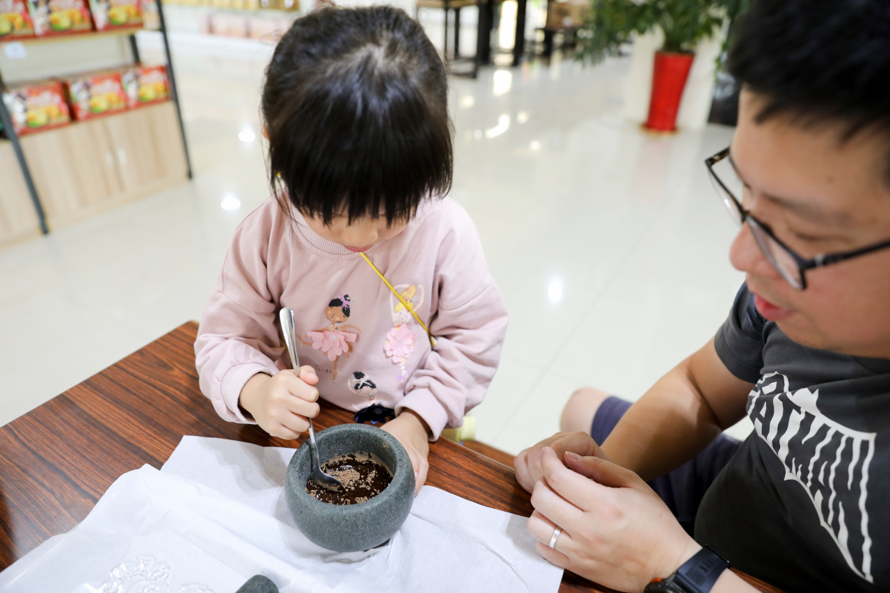 屏東巧克力觀光工廠 巧茵山可可莊園 COCOSUN 巧克力DIY.巧克力火鍋 免門票親子景點推薦! - 奇奇一起玩樂趣