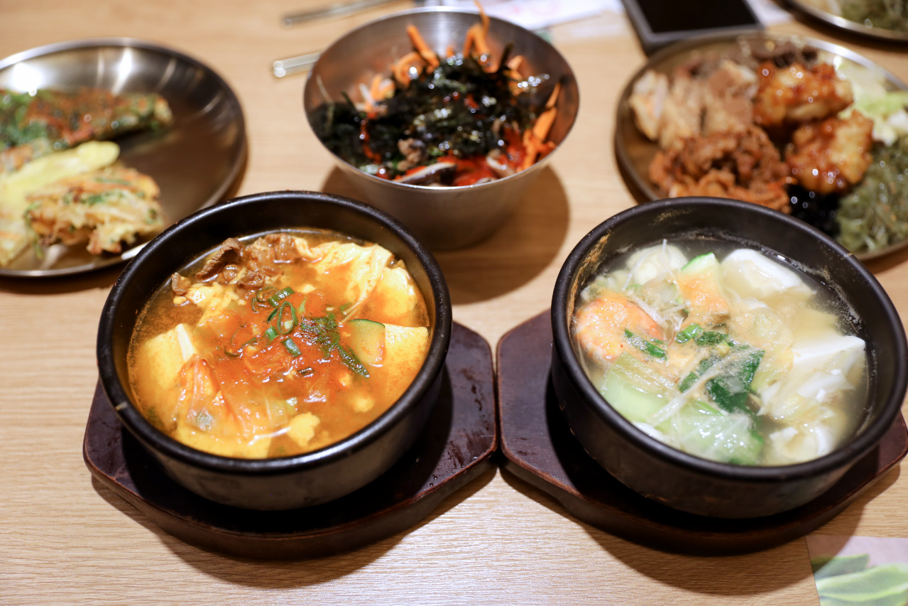 西門町韓式料理嫩豆腐鍋推薦! 江陵阿嬤강릉할매韓鍋料理吃到飽(西門店) 喜歡豆腐料理的人千萬別錯過~ - 奇奇一起玩樂趣