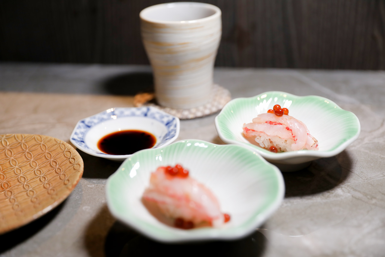 旼禾𝗠𝗜𝗡𝗛𝗘 𝗢𝗠𝗔𝗞𝗔𝗦𝗘 日式無菜單料理 台中預約制高級日本料理推薦! - 奇奇一起玩樂趣