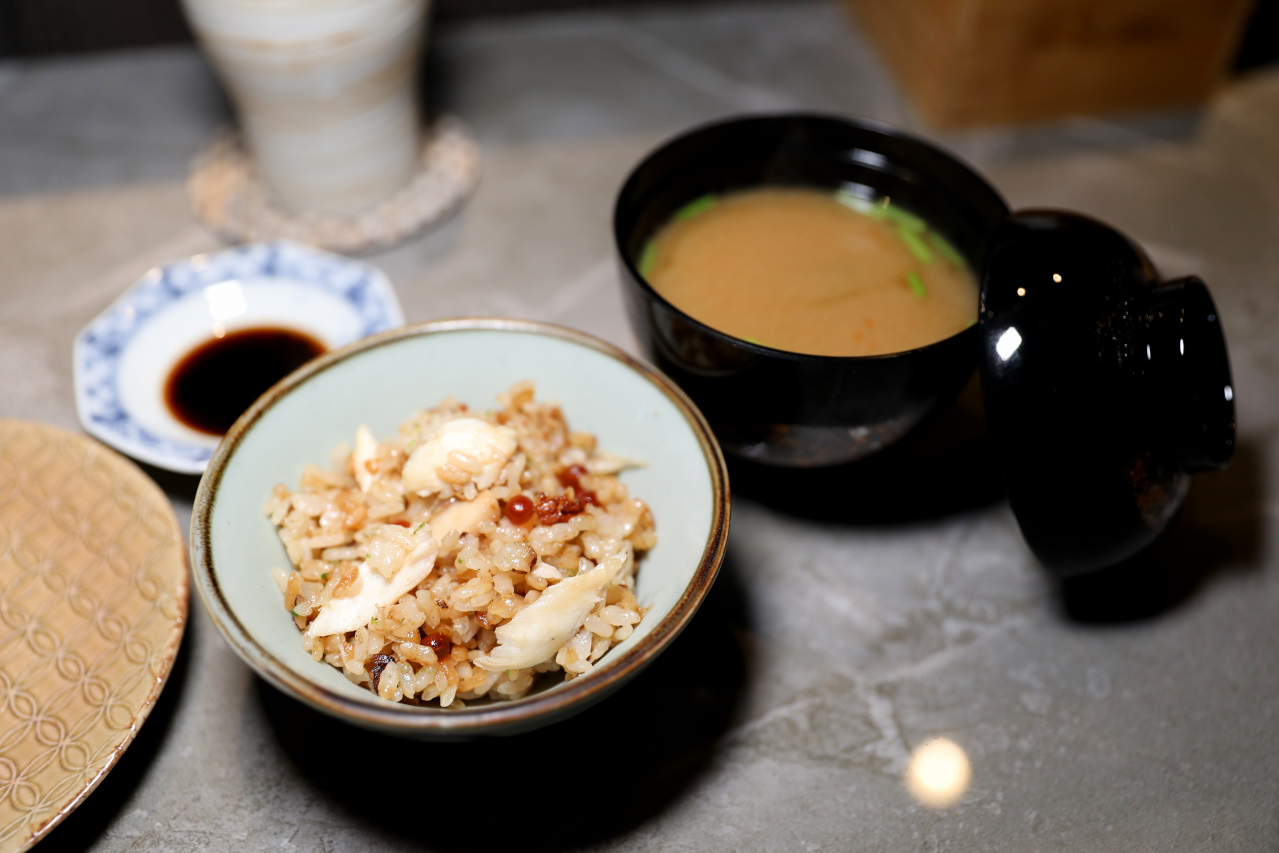 旼禾𝗠𝗜𝗡𝗛𝗘 𝗢𝗠𝗔𝗞𝗔𝗦𝗘 日式無菜單料理 台中預約制高級日本料理推薦! - 奇奇一起玩樂趣