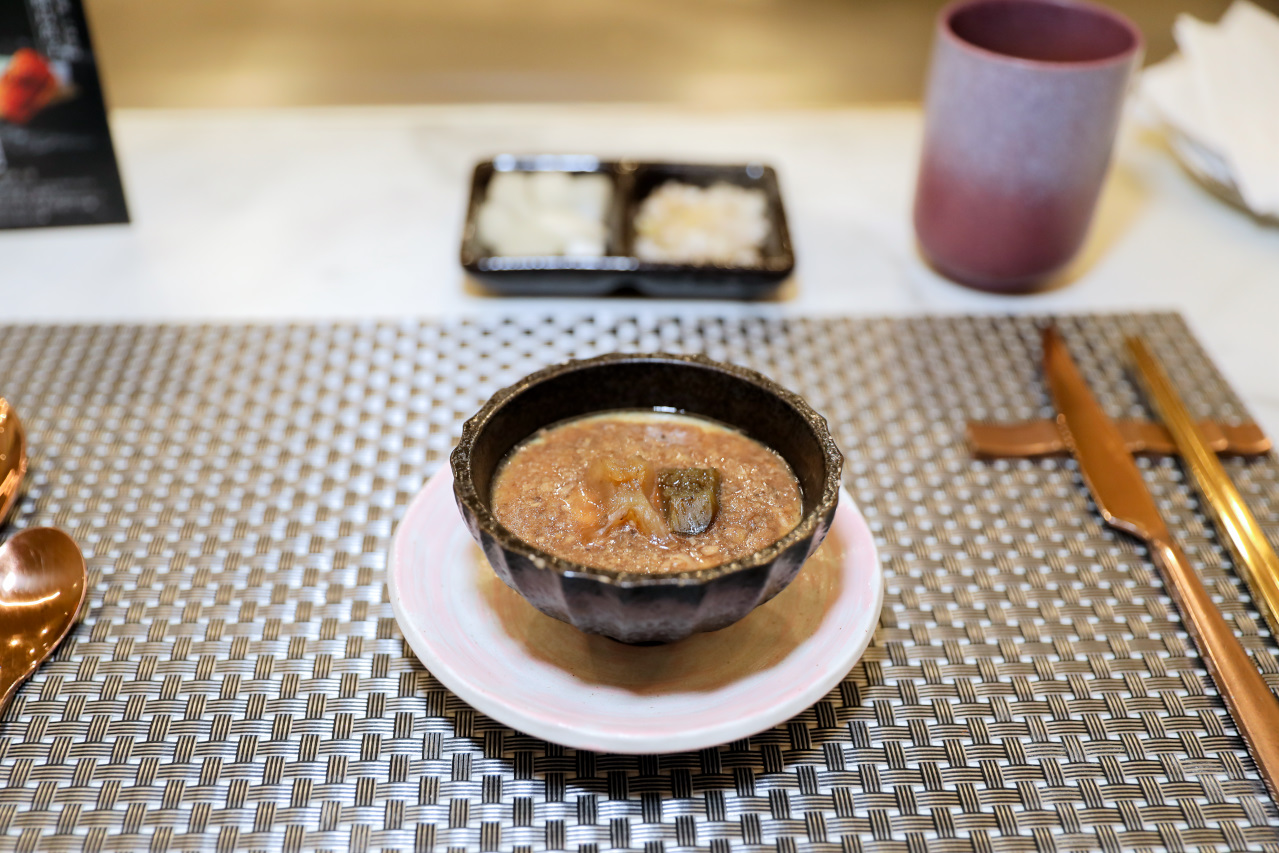 台南美食 明水然．樂(台南中山店) Google 評論4.8高分，頂級無菜單鐵板燒推薦! 龍蝦這麼吃,道道驚艷! - 奇奇一起玩樂趣