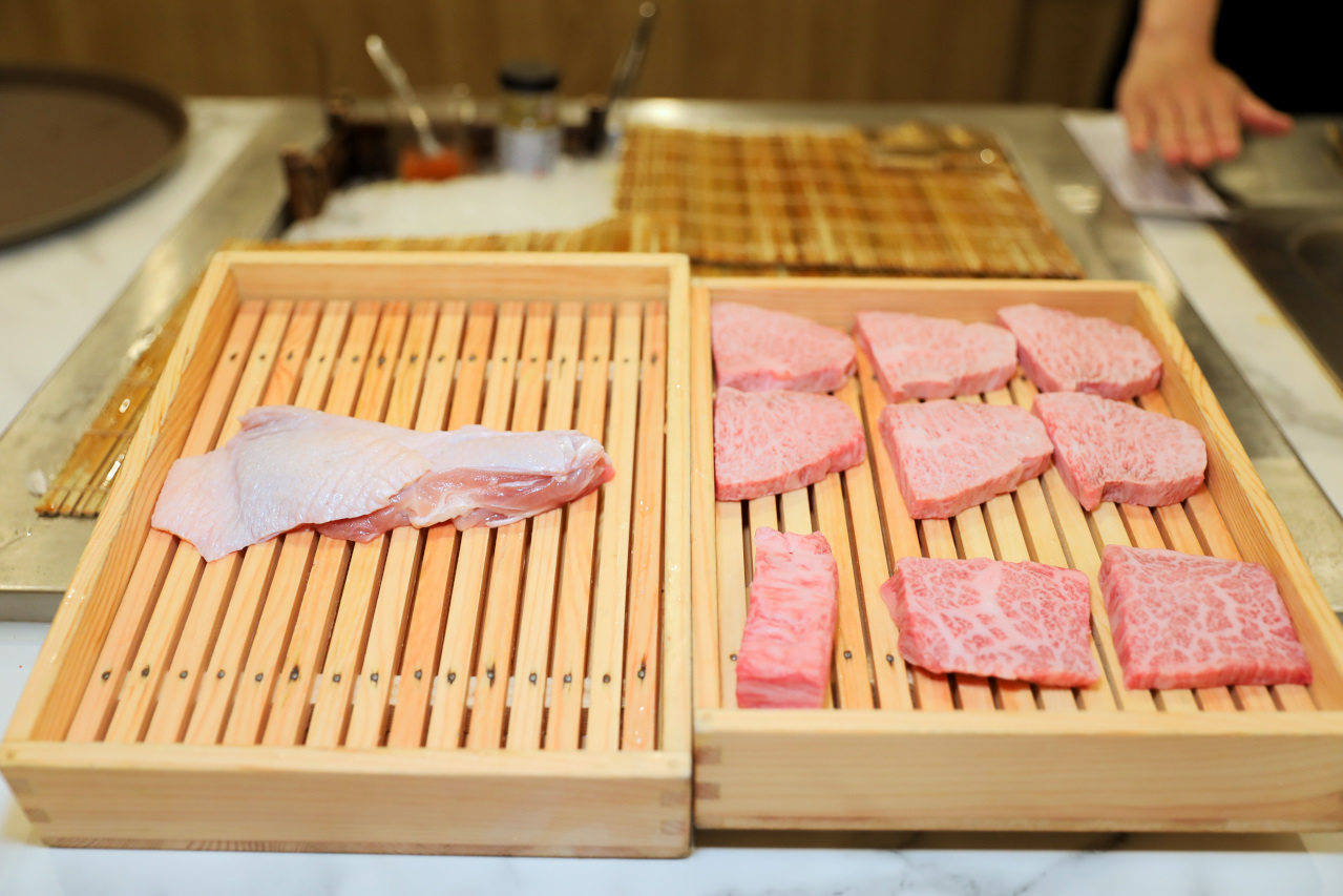 台南美食 明水然．樂(台南中山店) Google 評論4.8高分，頂級無菜單鐵板燒推薦! 龍蝦這麼吃,道道驚艷! - 奇奇一起玩樂趣