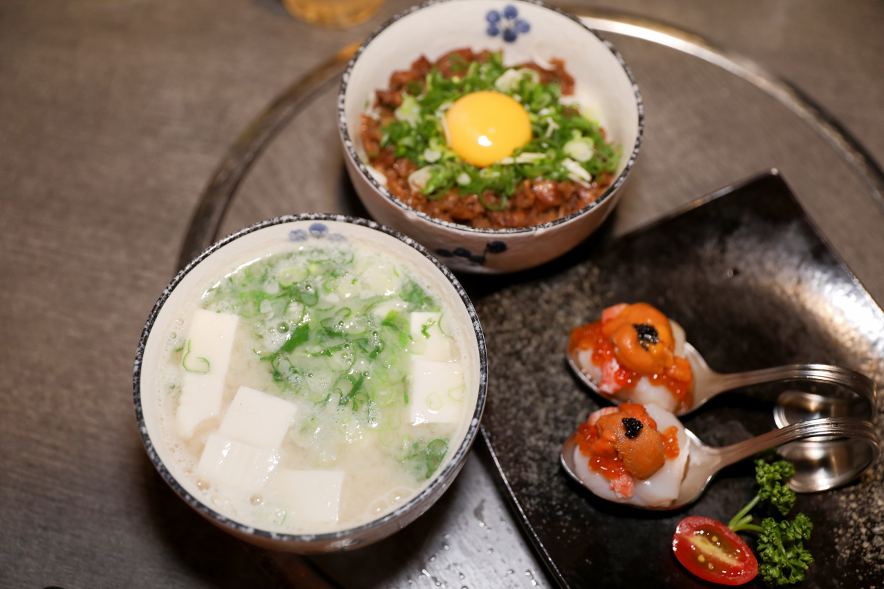 豆町村燒肉 台北東區日式燒肉推薦! 浮誇系燒肉美食 專人代烤 - 奇奇一起玩樂趣