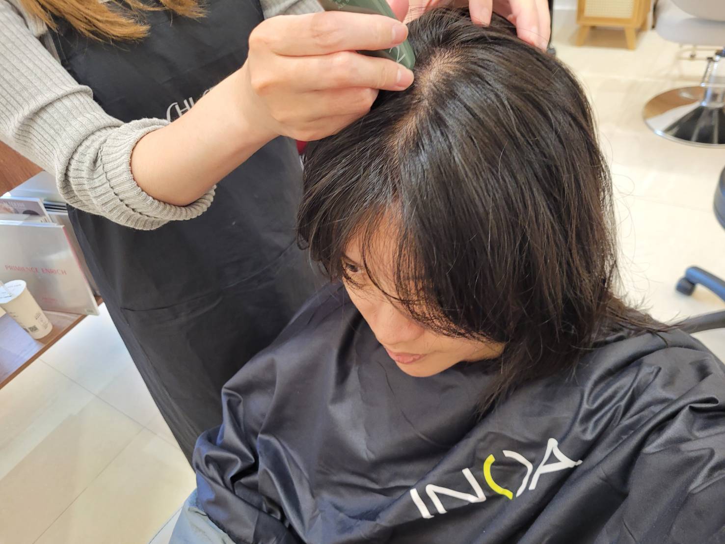 台南 Root Scalp & Hair 專業護髮.染燙髮+頭皮檢測 親子友善沙龍 媽媽剪髮,小孩免費修剪劉海 - 奇奇一起玩樂趣