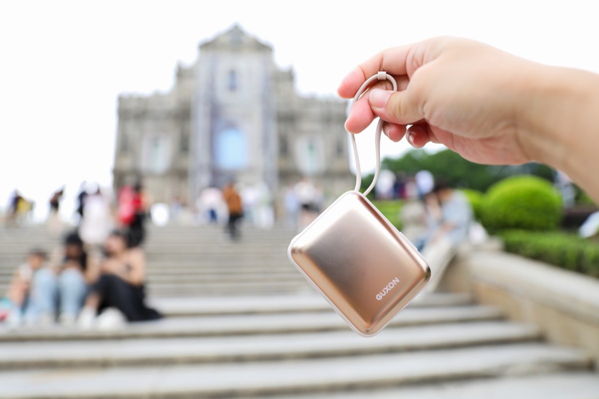 ITAI ITAI＿痛經女子 旅行好物Umade萬用快乾巾.超大容量方塊行動電源 最強日韓選物商品社團推薦! - 奇奇一起玩樂趣