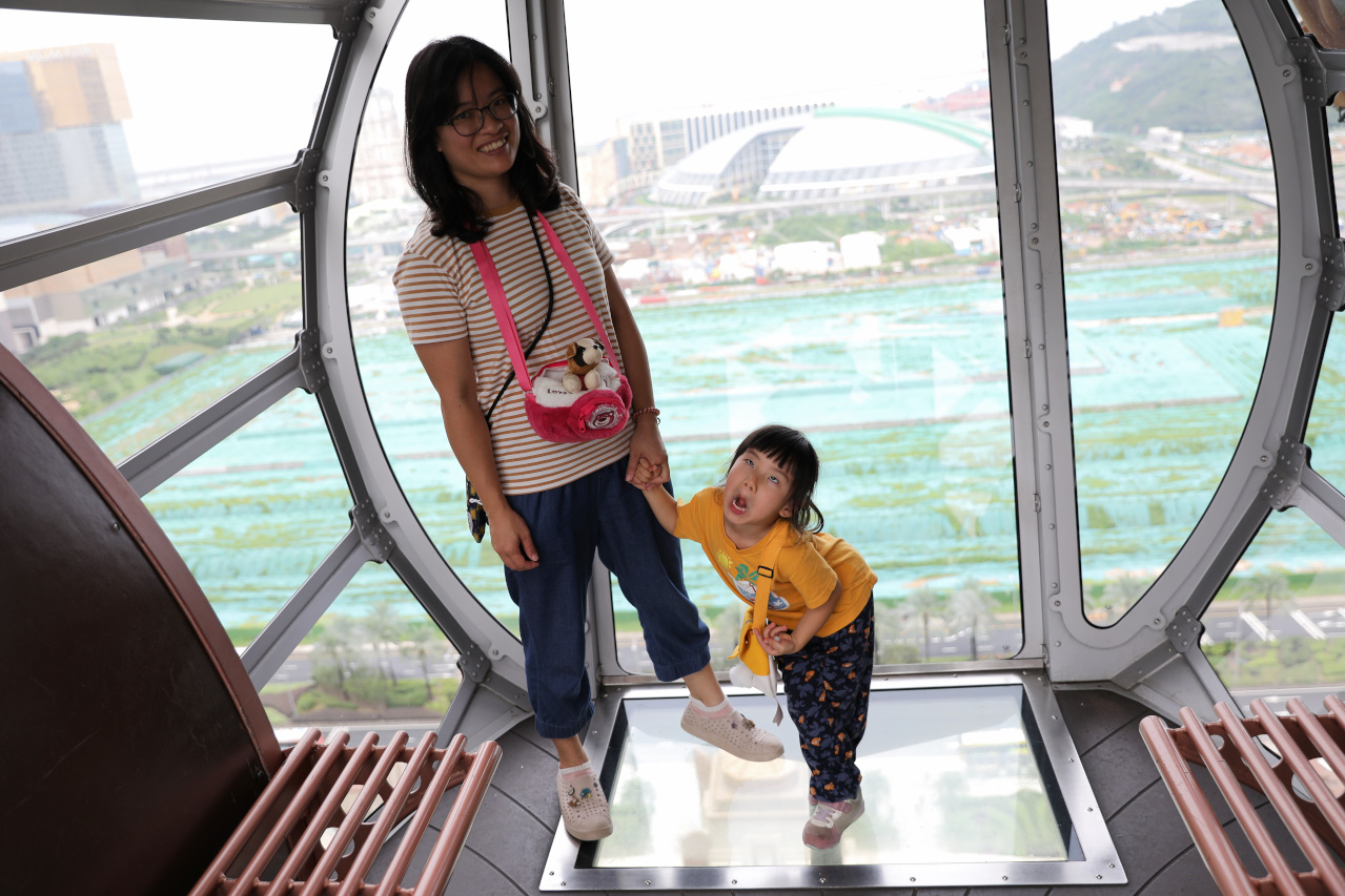 澳門3天2夜親子旅遊玩樂推薦! 澳門必玩新濠影滙水上樂園.滿紛樂園.8字摩天輪 KKday預訂超方便 - 奇奇一起玩樂趣