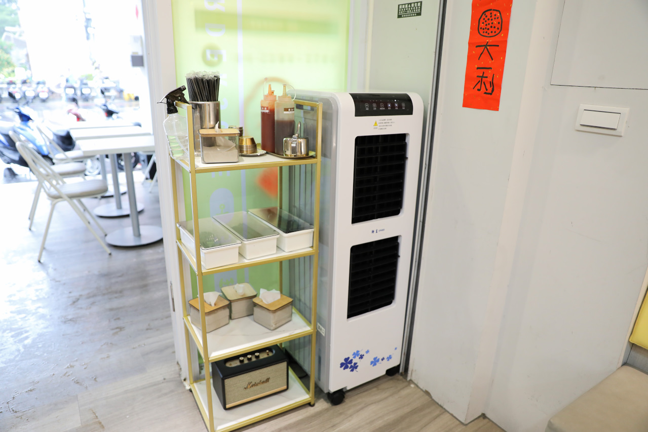 來點什麼早餐店(南屯林新店) 台中特色韓式早午餐推薦! 韓式飯捲.搖搖便當.韓式鐵板麵 - 奇奇一起玩樂趣