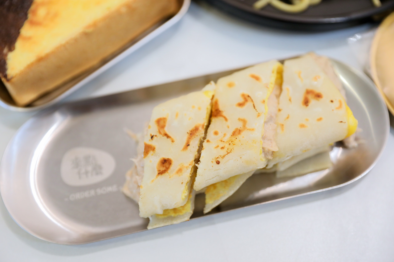 來點什麼早餐店(南屯林新店) 台中特色韓式早午餐推薦! 韓式飯捲.搖搖便當.韓式鐵板麵 - 奇奇一起玩樂趣
