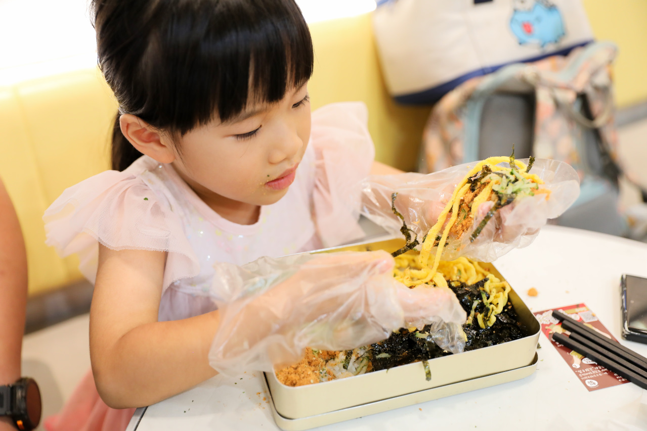 來點什麼早餐店(南屯林新店) 台中特色韓式早午餐推薦! 韓式飯捲.搖搖便當.韓式鐵板麵 - 奇奇一起玩樂趣