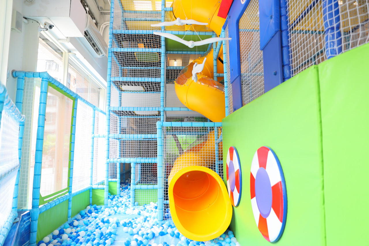 2025新開幕親子餐廳推薦! 中和Babywonderland 童話愛樂園 不限時暢玩室內遊樂園 - 奇奇一起玩樂趣