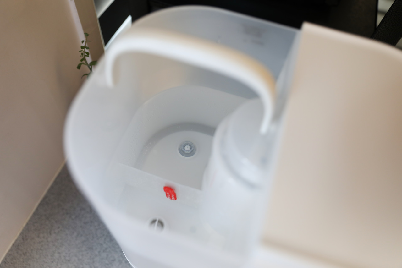 Honeywell 太空人五道淨化RO濾淨瞬熱飲水機 太空級濾芯升級五重淨化 淨水x殺菌x加熱x調溫 泡奶.泡茶.泡泡麵超方便! - 奇奇一起玩樂趣
