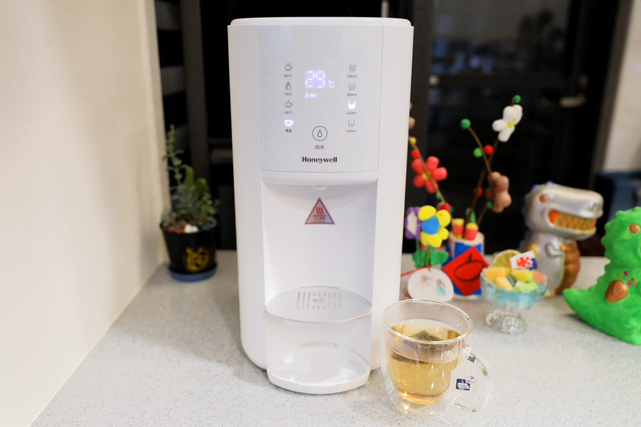 Honeywell 太空人五道淨化RO濾淨瞬熱飲水機 太空級濾芯升級五重淨化 淨水x殺菌x加熱x調溫 泡奶.泡茶.泡泡麵超方便! - 奇奇一起玩樂趣