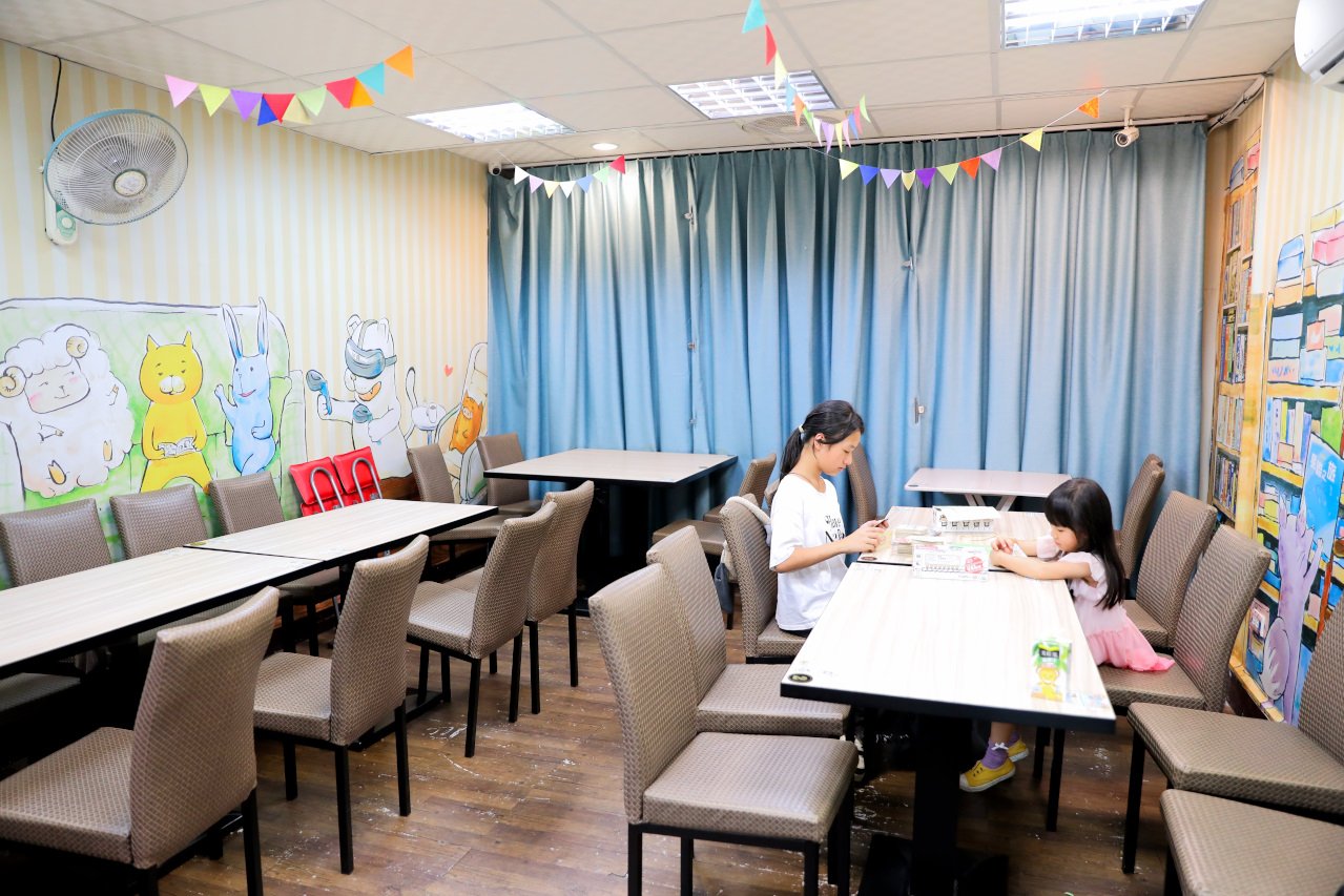 台北24小時桌遊推薦! 貳家桌遊(北車店) 兒童桌遊.親子桌遊 聚會必玩.雨備推薦! - 奇奇一起玩樂趣