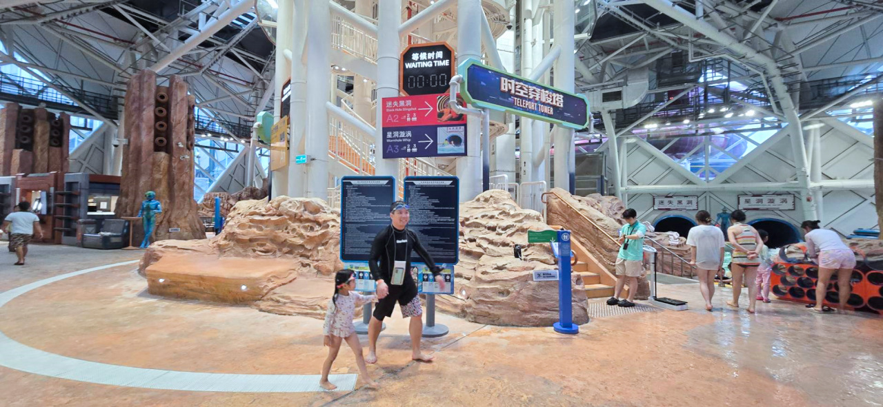 澳門3天2夜親子旅遊玩樂推薦! 澳門必玩新濠影滙水上樂園.滿紛樂園.8字摩天輪 KKday預訂超方便 - 奇奇一起玩樂趣