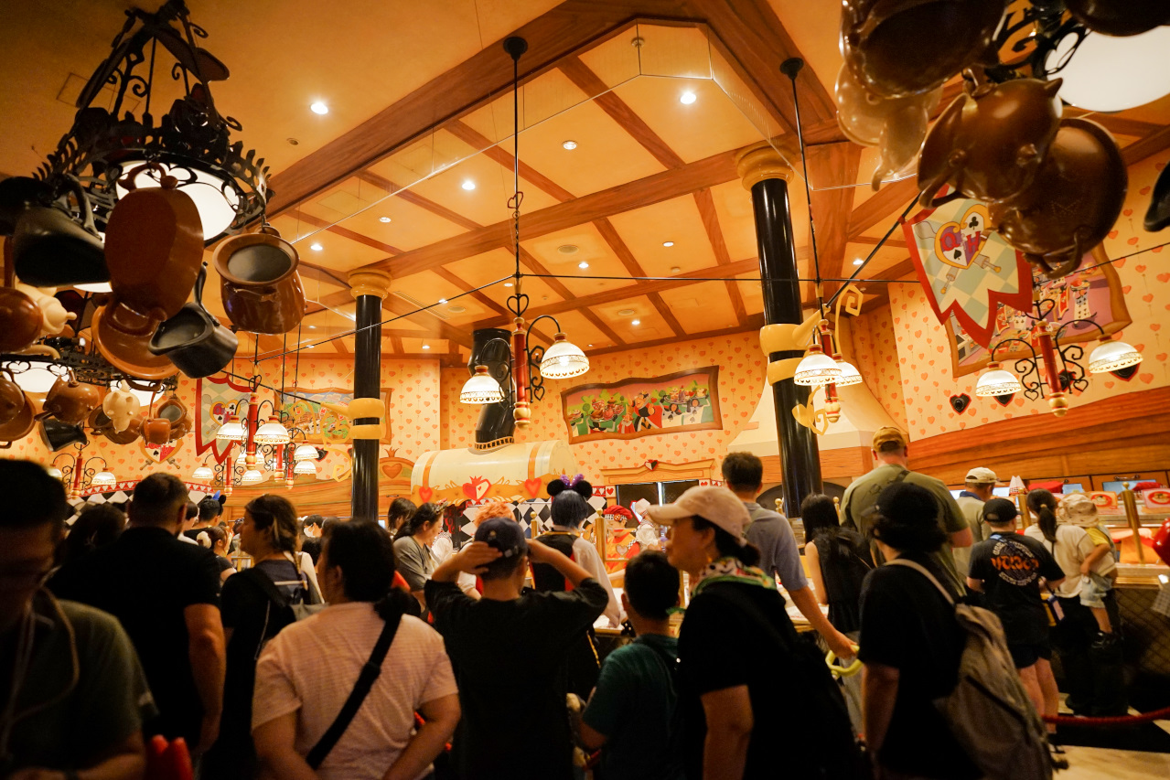 日本東京迪士尼樂園攻略分享 2025萬聖節親子生日之旅! 一日暢玩陸地18項遊樂設施,善用迪士尼APP抽PP.MO點餐.購買DPA,不花時間排隊餐廳看遊行秘密地點 - 奇奇一起玩樂趣 日本東京迪士尼樂園攻略分享 2025萬聖節親子生日之旅! 一日暢玩陸地18項遊樂設施,善用迪士尼APP抽PP.MO點餐.購買DPA,不花時間排隊餐廳看遊行秘密地點 - 奇奇一起玩樂趣