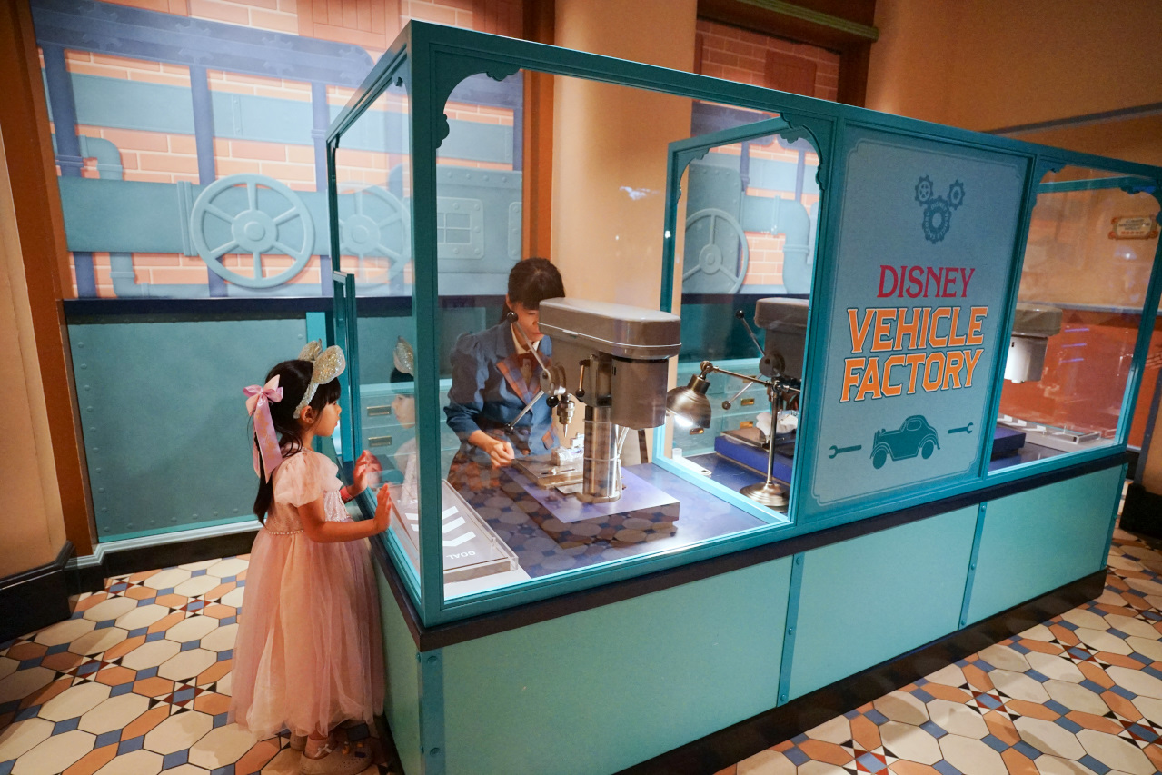 日本東京迪士尼樂園攻略分享 2025萬聖節親子生日之旅! 一日暢玩陸地18項遊樂設施,善用迪士尼APP抽PP.MO點餐.購買DPA,不花時間排隊餐廳看遊行秘密地點 - 奇奇一起玩樂趣 日本東京迪士尼樂園攻略分享 2025萬聖節親子生日之旅! 一日暢玩陸地18項遊樂設施,善用迪士尼APP抽PP.MO點餐.購買DPA,不花時間排隊餐廳看遊行秘密地點 - 奇奇一起玩樂趣