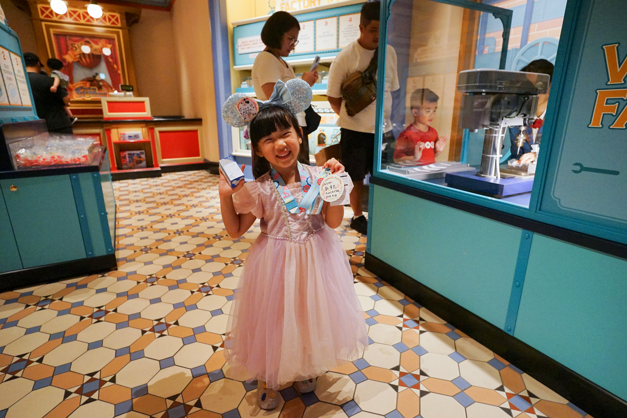 日本東京迪士尼樂園攻略分享 2025萬聖節親子生日之旅! 一日暢玩陸地18項遊樂設施,善用迪士尼APP抽PP.MO點餐.購買DPA,不花時間排隊餐廳看遊行秘密地點 - 奇奇一起玩樂趣 日本東京迪士尼樂園攻略分享 2025萬聖節親子生日之旅! 一日暢玩陸地18項遊樂設施,善用迪士尼APP抽PP.MO點餐.購買DPA,不花時間排隊餐廳看遊行秘密地點 - 奇奇一起玩樂趣