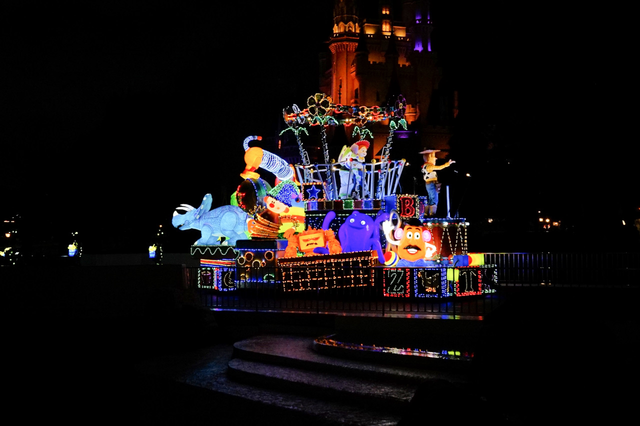 日本東京迪士尼樂園攻略分享 2025萬聖節親子生日之旅! 一日暢玩陸地18項遊樂設施,善用迪士尼APP抽PP.MO點餐.購買DPA,不花時間排隊餐廳看遊行秘密地點 - 奇奇一起玩樂趣 日本東京迪士尼樂園攻略分享 2025萬聖節親子生日之旅! 一日暢玩陸地18項遊樂設施,善用迪士尼APP抽PP.MO點餐.購買DPA,不花時間排隊餐廳看遊行秘密地點 - 奇奇一起玩樂趣