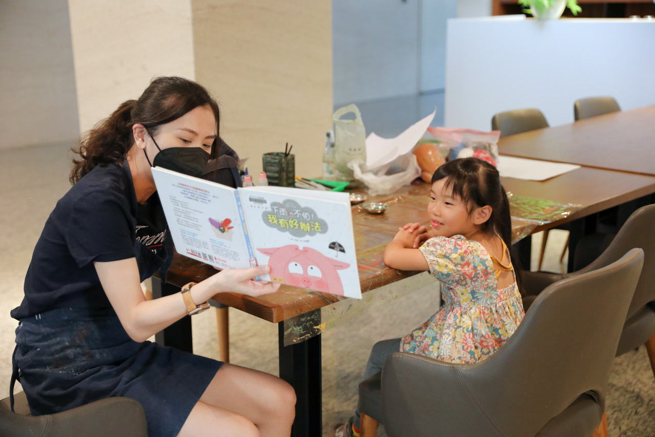 台北新北一對一到府美術課教學 傑尼傑尼學畫畫 - 奇奇一起玩樂趣