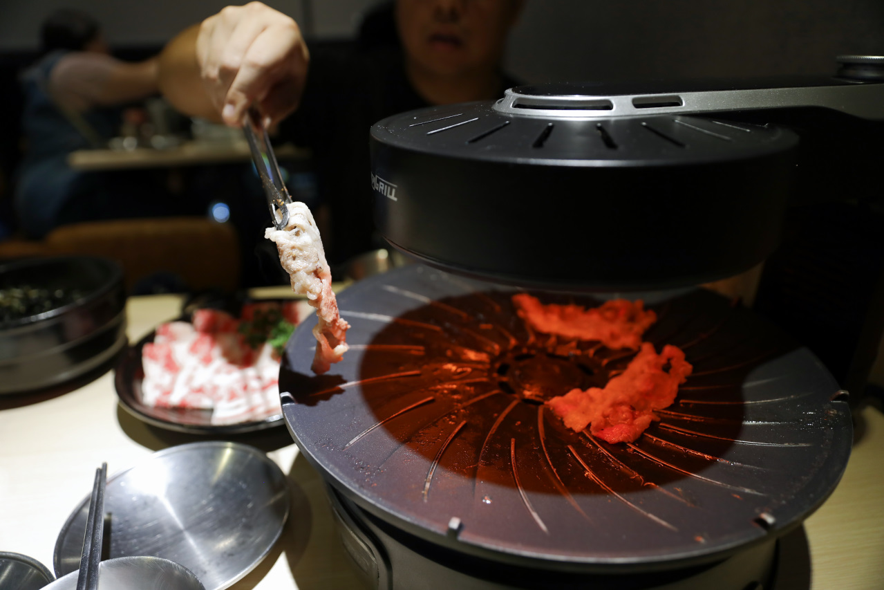 桃園韓式燒肉餐廳推薦! 燒桶子 韓食烤肉料理(桃園統領店) 韓式炸雞.海鮮煎餅 聚餐餐廳推薦! - 奇奇一起玩樂趣