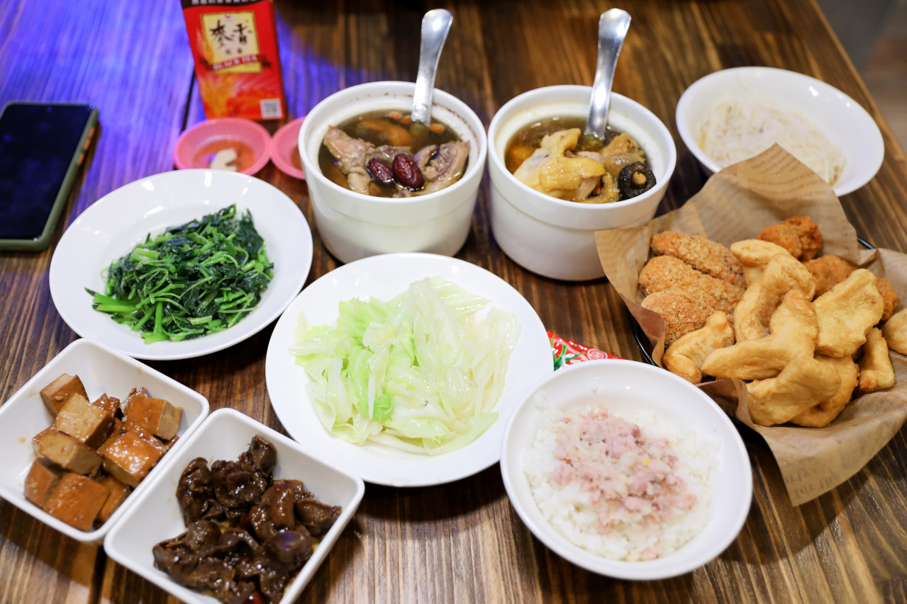 元氣十盅(中原台G店創始店二代店) 桃園中壢雞湯專賣店推薦! - 奇奇一起玩樂趣