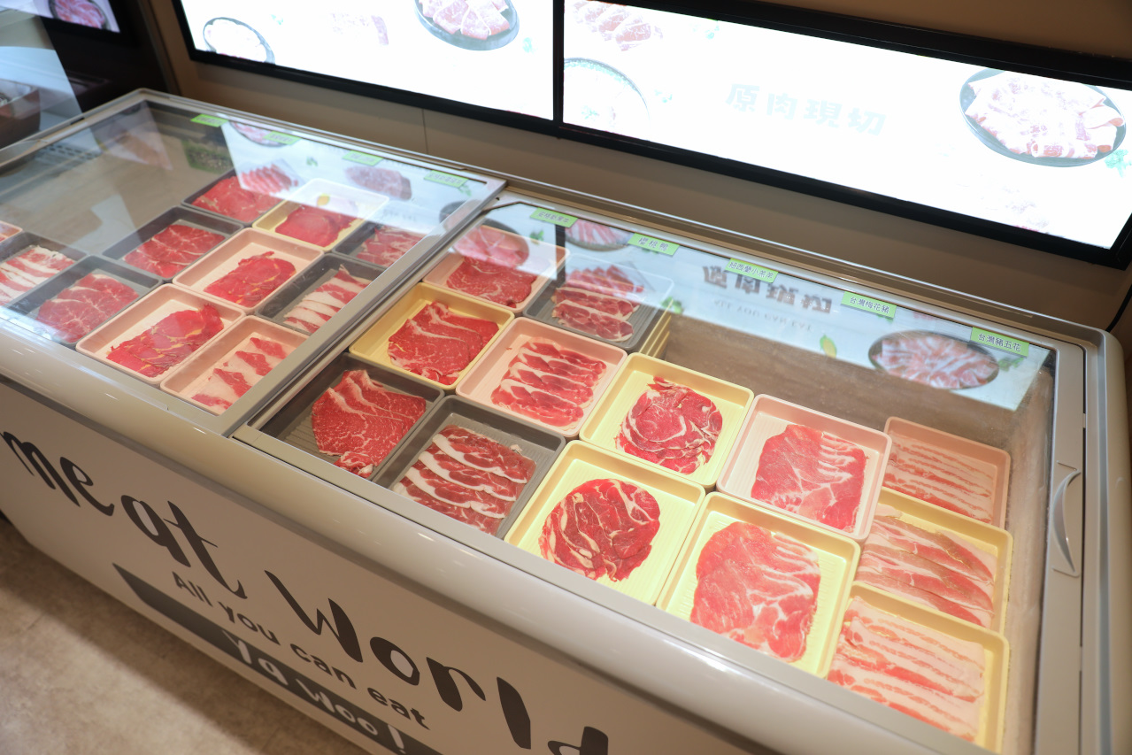 呀屋火鍋.烤串(中壢店) 桃園火鍋吃到飽第一名餐廳推薦! 鴛鴦鍋699吃到飽 原肉現切.串燒.生啤喝到飽 - 奇奇一起玩樂趣